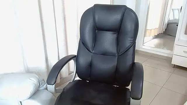 lilithfox05 online show from September 24, 2025, 10:05 pm