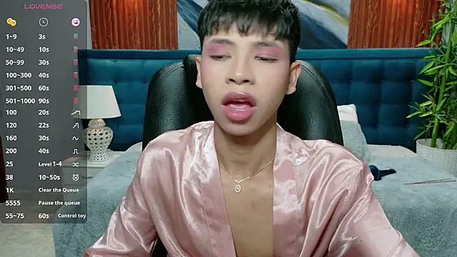 Snapshot of dilan_911 chatting on November 28, 2025, 5:46 pm dilan 911 online show from November 28, 2025, 5:46 pm