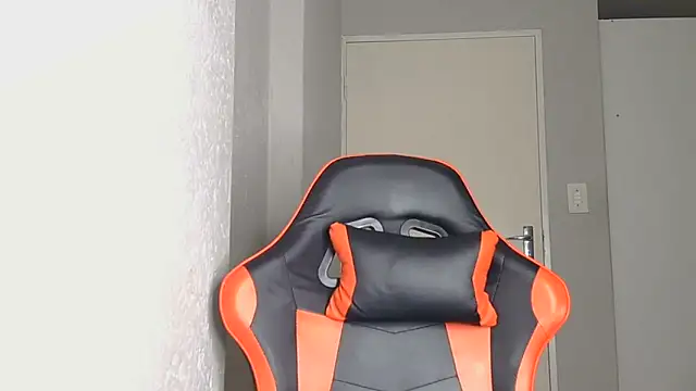 Ballenciaa online show from November 2, 2025, 7:52 pm