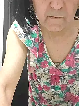 Snapshot of Emily_de_Carla chatting on February 3, 2026, 7:24 am Emily de Carla online show from February 3, 2026, 7:24 am