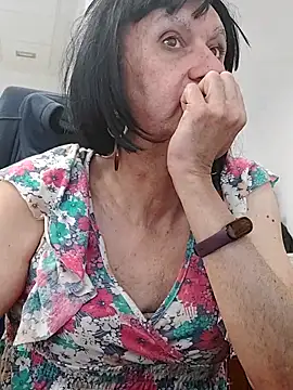 Snapshot of Emily_de_Carla chatting on April 23, 2026, 2:08 pm Emily de Carla online show from April 23, 2026, 2:08 pm