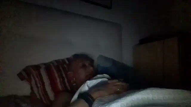 Emily de Carla online show from September 30, 2025, 5:02 am