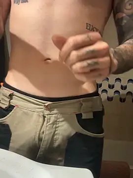 marc944 online show from December 16, 2025, 4:44 pm