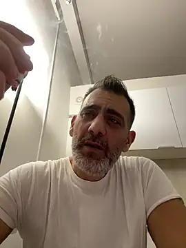 Skizzo6980 online show from February 15, 2026, 2:12 am