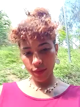 Snapshot of Vikyvoyeur chatting on January 17, 2026, 7:17 pm Vikyvoyeur online show from January 17, 2026, 7:17 pm