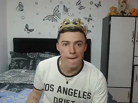 Snapshot of Ken_bigcock77 chatting on February 26, 2026, 2:55 am Ken bigcock77 online show from February 26, 2026, 2:55 am