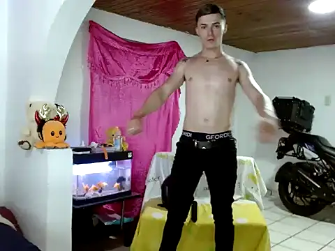 Snapshot of Ken_bigcock77 chatting on September 11, 2025, 3:17 am Ken bigcock77 online show from September 11, 2025, 3:17 am