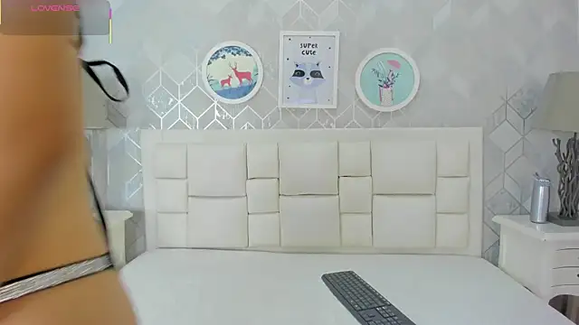 Snapshot of naia_cox chatting on April 11, 2026, 3:36 am naia cox online show from April 11, 2026, 3:36 am