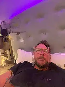 Snapshot of bilf1978 chatting on February 23, 2026, 1:55 pm bilf1978 online show from February 23, 2026, 1:55 pm