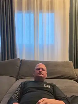 Attila120 online show from November 22, 2025, 8:35 am