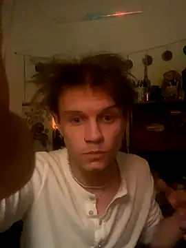 Snapshot of XanderOzzz chatting on October 18, 2025, 9:44 am XanderOzzz online show from October 18, 2025, 9:44 am