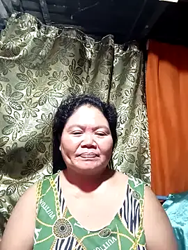 Snapshot of Mari_fvcks chatting on October 23, 2025, 9:46 pm Mari fvcks online show from October 23, 2025, 9:46 pm