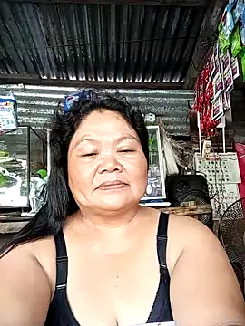 Snapshot of Mari_fvcks chatting on November 25, 2025, 6:36 am Mari fvcks online show from November 25, 2025, 6:36 am