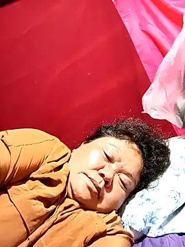 Snapshot of Mari_fvcks chatting on December 4, 2025, 6:29 pm Mari fvcks online show from December 4, 2025, 6:29 pm