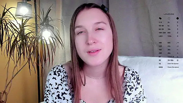 NanaMertins online show from November 23, 2025, 1:37 am