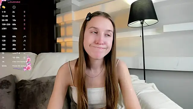 NanaMertins online show from December 5, 2025, 1:16 am