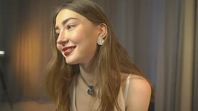 DeeannaBoera online show from December 4, 2025, 4:11 am