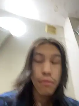 Snapshot of heytherepeoples717 chatting on January 15, 2026, 12:52 pm heytherepeoples717 online show from January 15, 2026, 12:52 pm