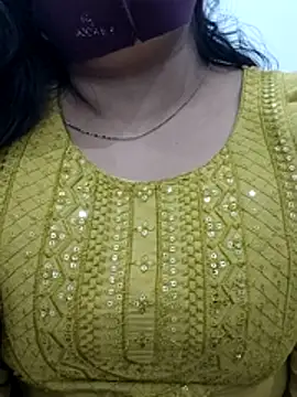 Snapshot of Sakshi4u chatting on July 6, 2026, 7:37 am Sakshi4u online show from July 6, 2026, 7:37 am