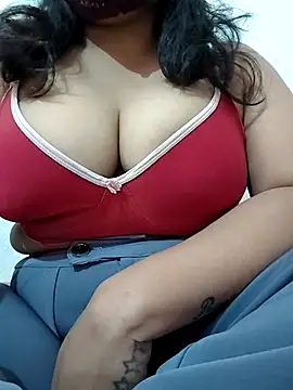 Snapshot of Sakshi4u chatting on November 1, 2025, 7:13 am Sakshi4u online show from November 1, 2025, 7:13 am