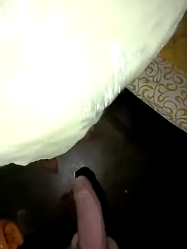 hot manishacpl online show from October 8, 2025, 5:46 pm