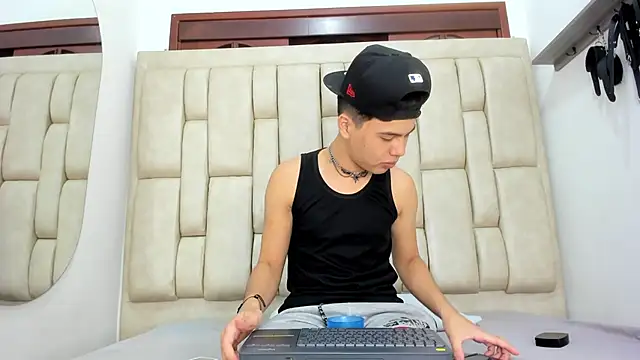 Felipe Cold online show from November 20, 2025, 2:45 am