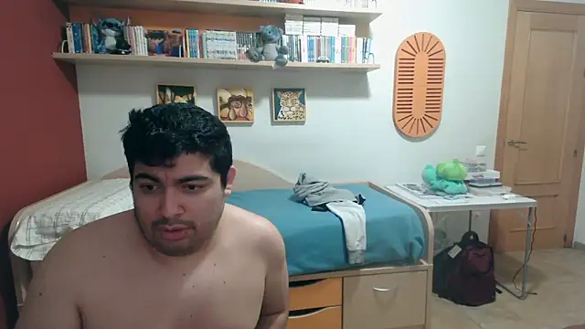 Snapshot of Martigato3 chatting on December 18, 2025, 6:56 pm Martigato3 online show from December 18, 2025, 6:56 pm