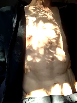 Snapshot of maxpowers84 chatting on October 5, 2025, 9:16 pm maxpowers84 online show from October 5, 2025, 9:16 pm