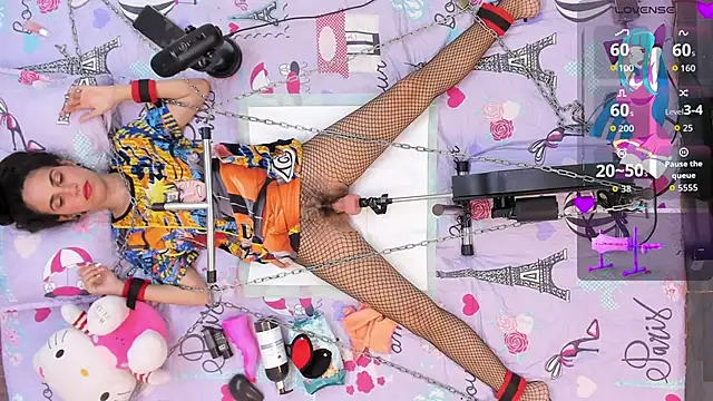 cherry moon1 online show from October 6, 2025, 1:56 pm