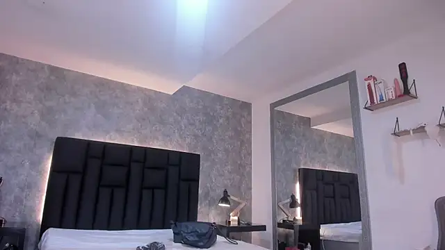 Snapshot of crystaldarliing chatting on January 16, 2026, 8:46 pm crystaldarliing online show from January 16, 2026, 8:46 pm