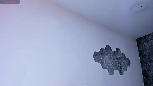 Snapshot of crystaldarliing chatting on January 7, 2026, 6:35 pm crystaldarliing online show from January 7, 2026, 6:35 pm