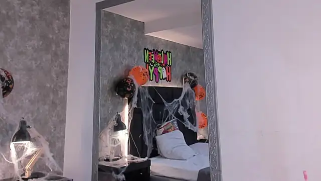 Snapshot of crystaldarliing chatting on October 22, 2025, 3:22 pm crystaldarliing online show from October 22, 2025, 3:22 pm