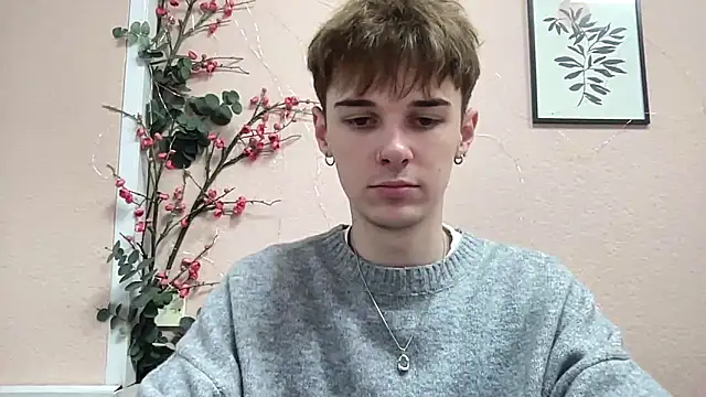 Snapshot of Milk_Guy chatting on November 24, 2025, 1:22 pm Milk Guy online show from November 24, 2025, 1:22 pm