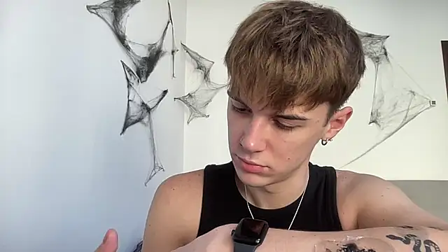 Snapshot of Milk_Guy chatting on November 18, 2025, 12:30 pm Milk Guy online show from November 18, 2025, 12:30 pm