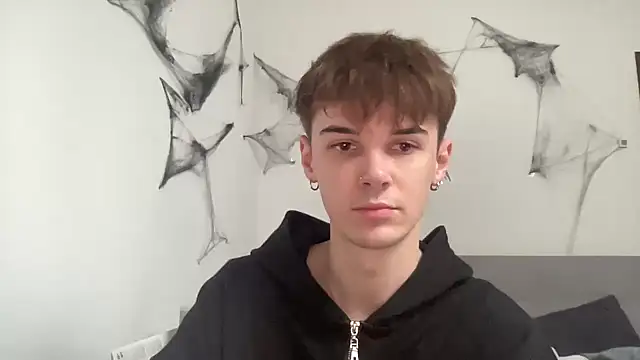 Snapshot of Milk_Guy chatting on November 21, 2025, 11:09 am Milk Guy online show from November 21, 2025, 11:09 am