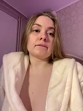 DeniMilkyyyyy online show from September 28, 2025, 10:17 pm