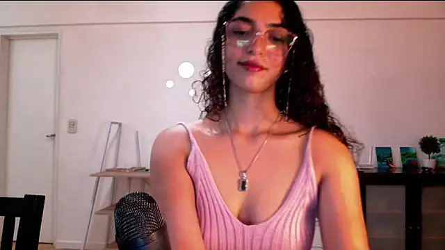 Ariagal online show from October 8, 2025, 11:49 pm