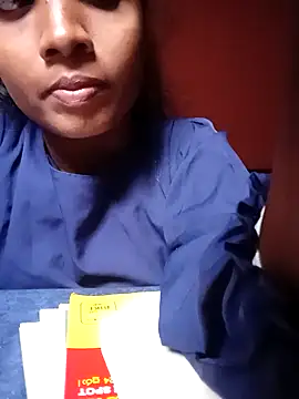 Snapshot of littlebunnySL chatting on January 19, 2026, 4:38 am littlebunnySL online show from January 19, 2026, 4:38 am