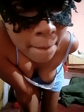 Snapshot of littlebunnySL chatting on February 14, 2026, 3:18 am littlebunnySL online show from February 14, 2026, 3:18 am