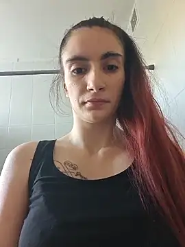 Michou02xXx online show from April 23, 2026, 5:25 pm