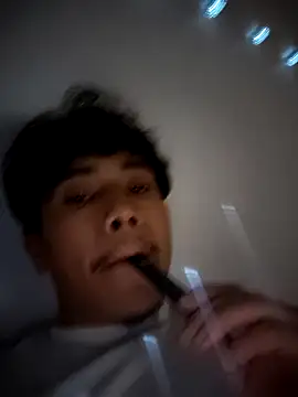 ernin2865 online show from November 11, 2025, 10:21 am