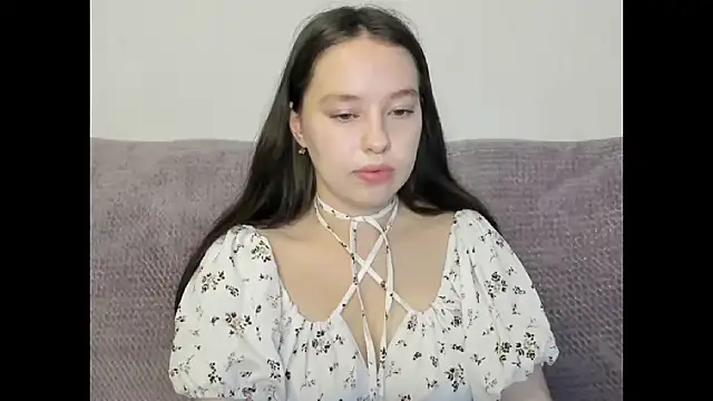 Snapshot of PureLedy chatting on September 24, 2025, 1:35 am PureLedy online show from September 24, 2025, 1:35 am