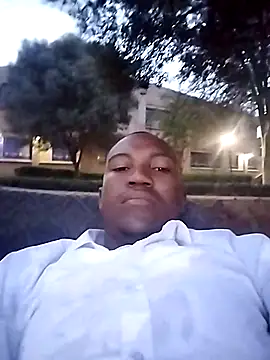 Snapshot of shebeshid chatting on October 11, 2025, 4:19 pm shebeshid online show from October 11, 2025, 4:19 pm