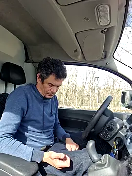 twitshe online show from February 23, 2026, 11:11 am