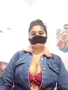 Hot-Soniya733 online show from December 1, 2025, 4:52 pm