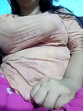 Snapshot of jenyfer709 chatting on February 24, 2026, 12:00 am jenyfer709 online show from February 24, 2026, 12:00 am