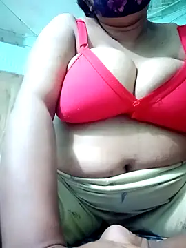 Snapshot of jenyfer709 chatting on February 21, 2026, 12:12 am jenyfer709 online show from February 21, 2026, 12:12 am