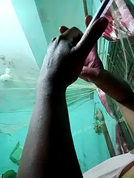 Snapshot of jenyfer709 chatting on February 14, 2026, 9:37 pm jenyfer709 online show from February 14, 2026, 9:37 pm