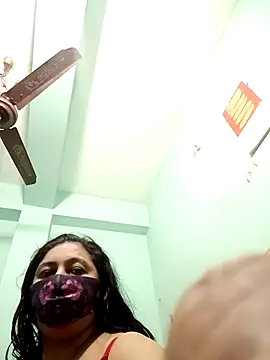 Snapshot of jenyfer709 chatting on February 13, 2026, 10:26 am jenyfer709 online show from February 13, 2026, 10:26 am