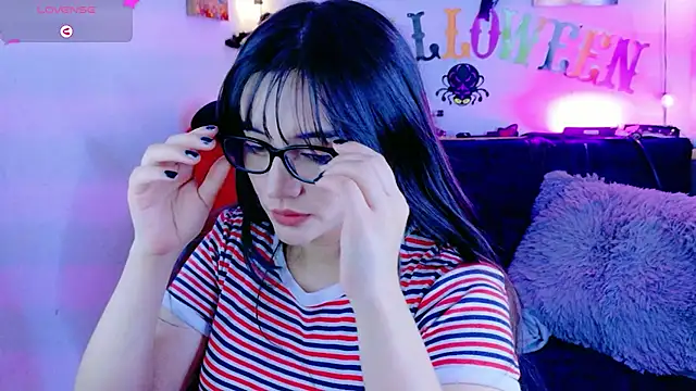 Snapshot of MiaVelvetDoll chatting on November 2, 2025, 2:55 pm MiaVelvetDoll online show from November 2, 2025, 2:55 pm